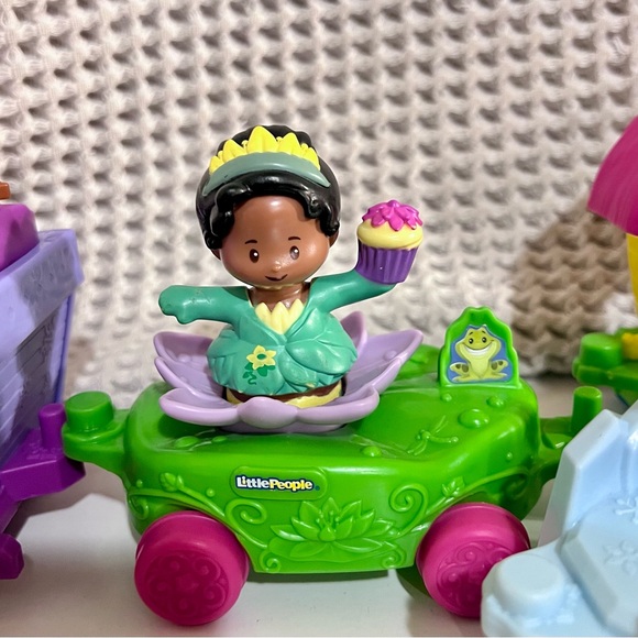 Little People Princess Parade (9)with Jasmine - Picture 9 of 13